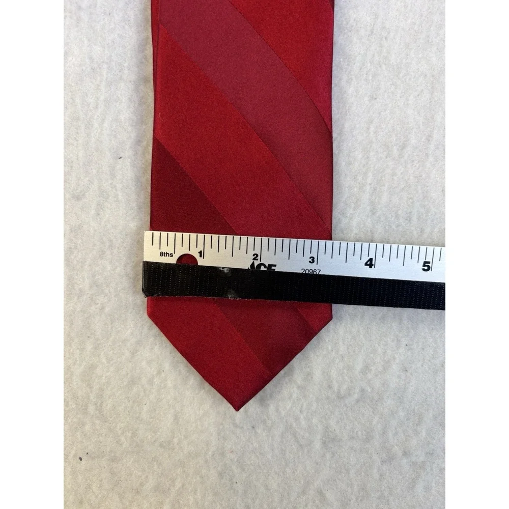 Stafford Men's Red Silk Striped Tie Classic Dressy Career Office Preppy Academia
